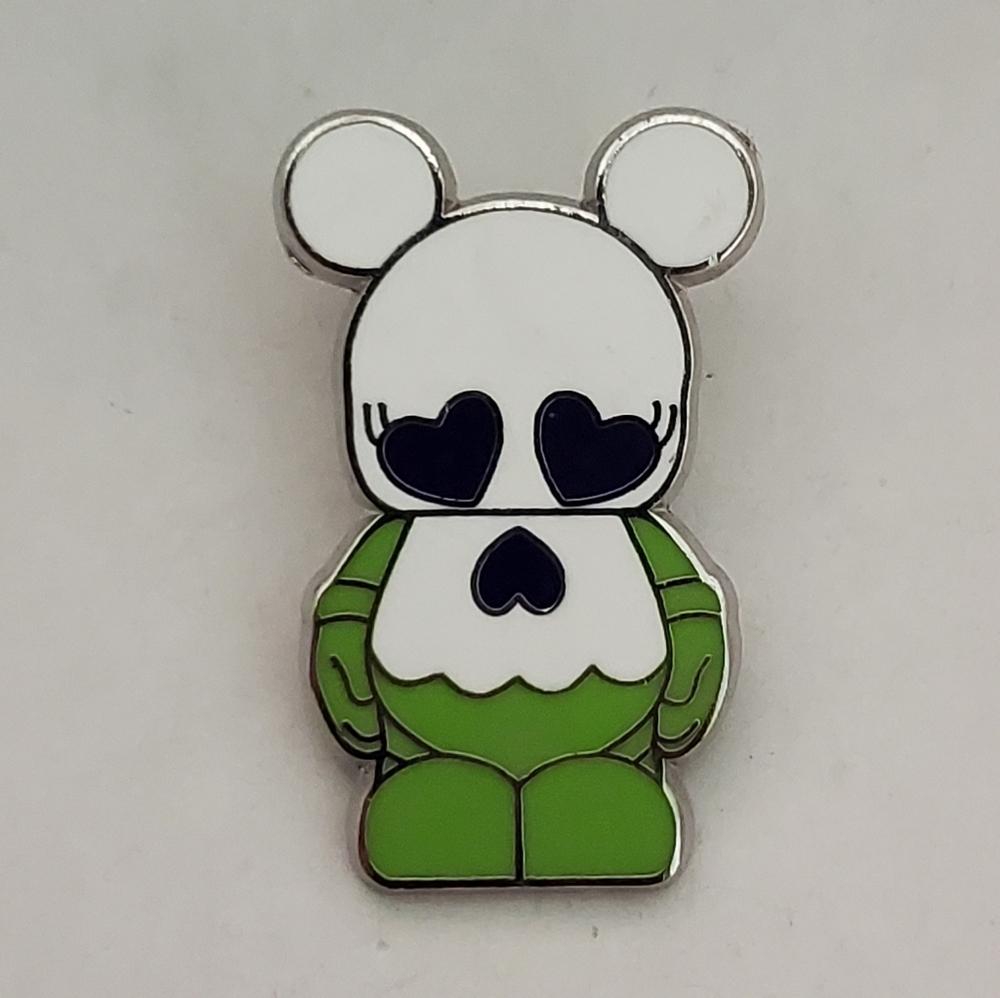Disney Pin Trading Vinylmation JR Mrs. Skull Halloween Collection Pin